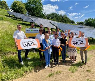 EnergieZukunft WEIZplus startet Bürgerbeteiligung - Agri-PV-Anlage am Kleeberg in Betrieb
